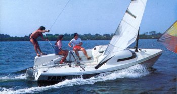 FARR 640 dinghy