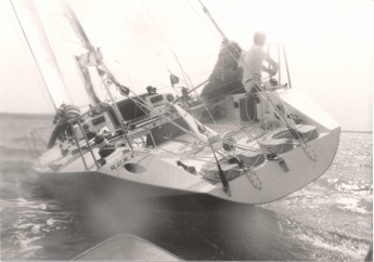 158 racing yacht