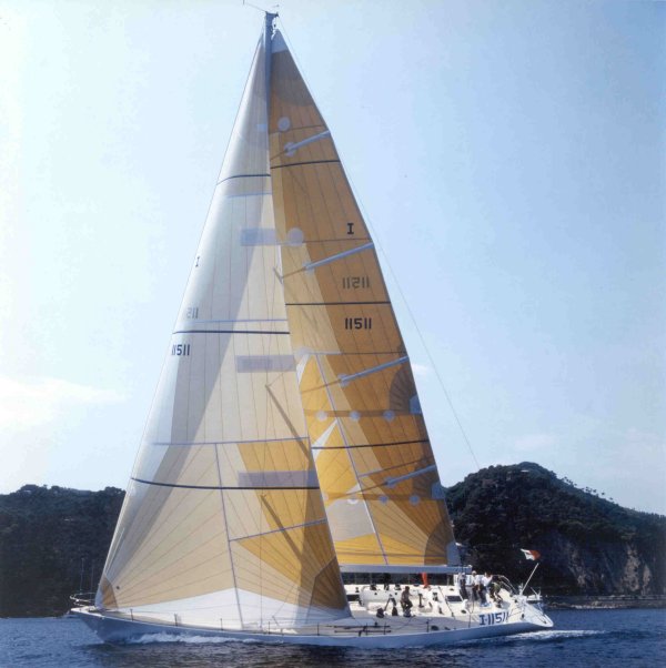 BELLAVIST del CARMEN (later MAXIMIZER / YEOMAN XXX) racing yacht