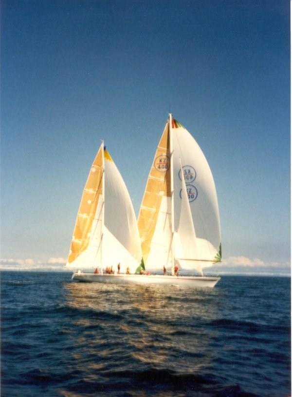 FISHER & PAYKEL racing yacht
