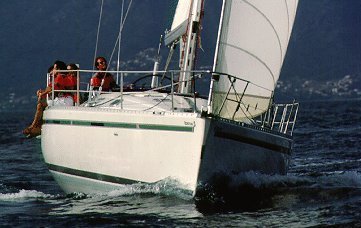 MOORINGS 445 cruising yacht