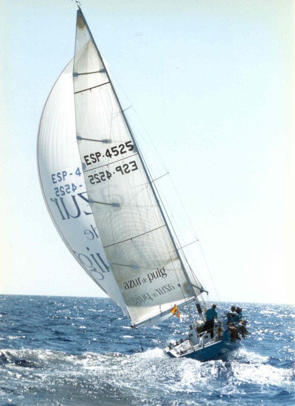 AZUR DE PUIG racing yacht