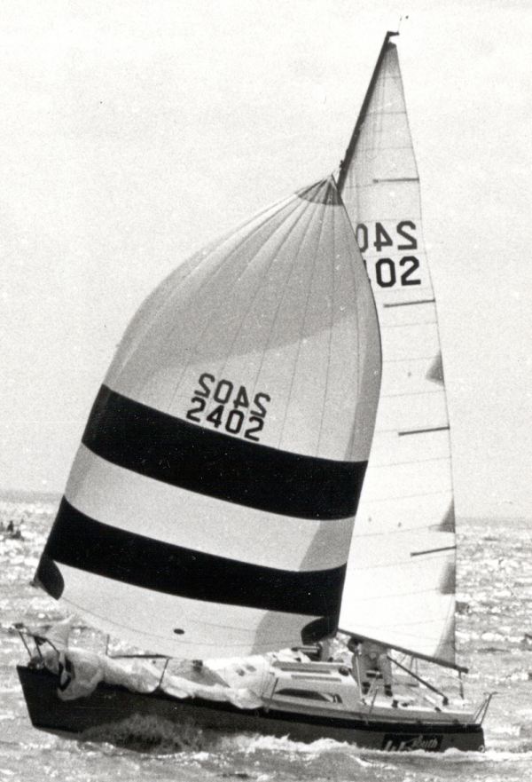 FANZIPANZ cruising yacht