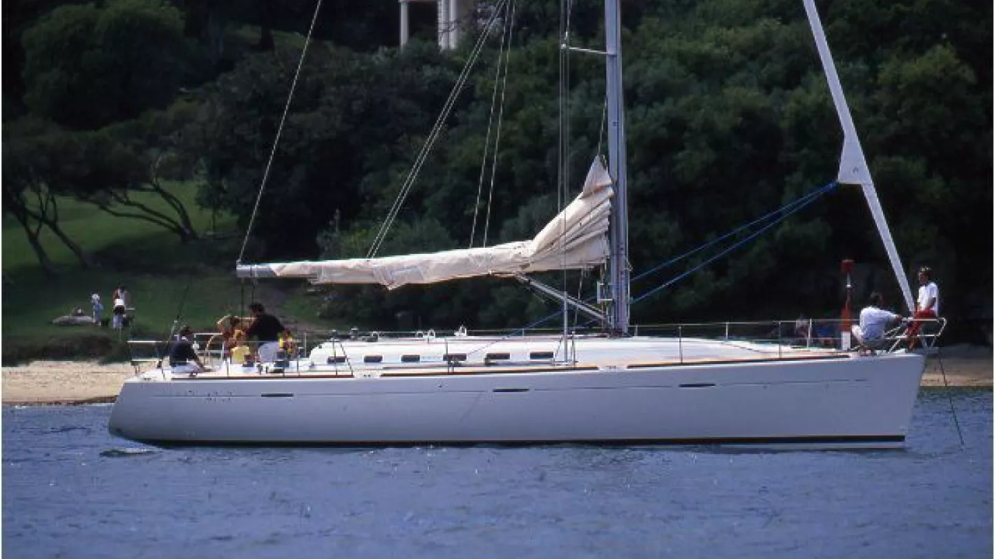 BENETEAU FIRST 47.7 cruising yacht