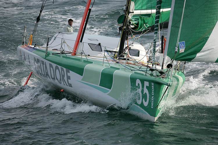 DELTA DORE racing yacht