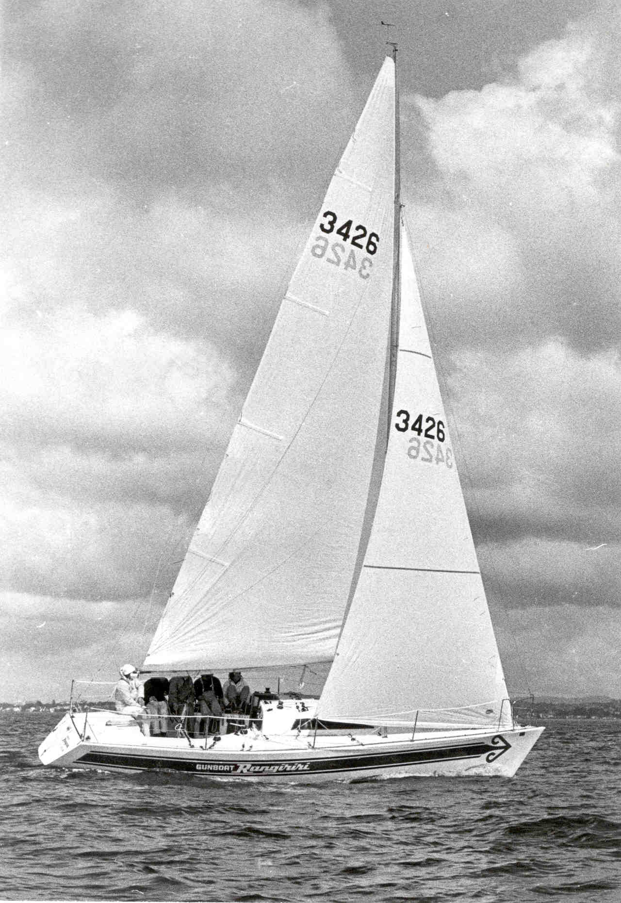 SWUZZLEBUBBLE racing yacht