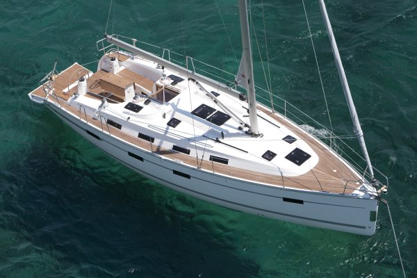 BAVARIA CRUISER 41 cruising yacht