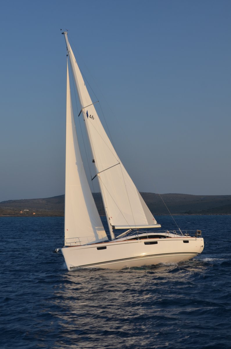 BAVARIA VISION 46 cruising yacht