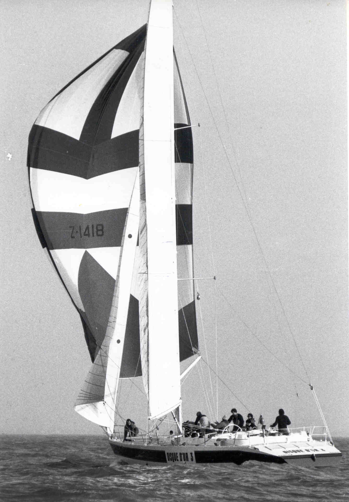 DISQUE DOR 3 racing yacht