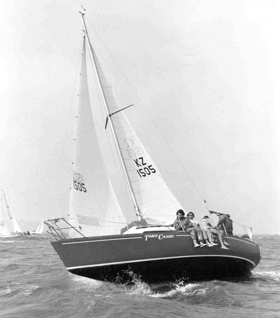 TOHE CANDU (KZ 1505) — Bruce Farr half-tonner racing in Auckland, 1974